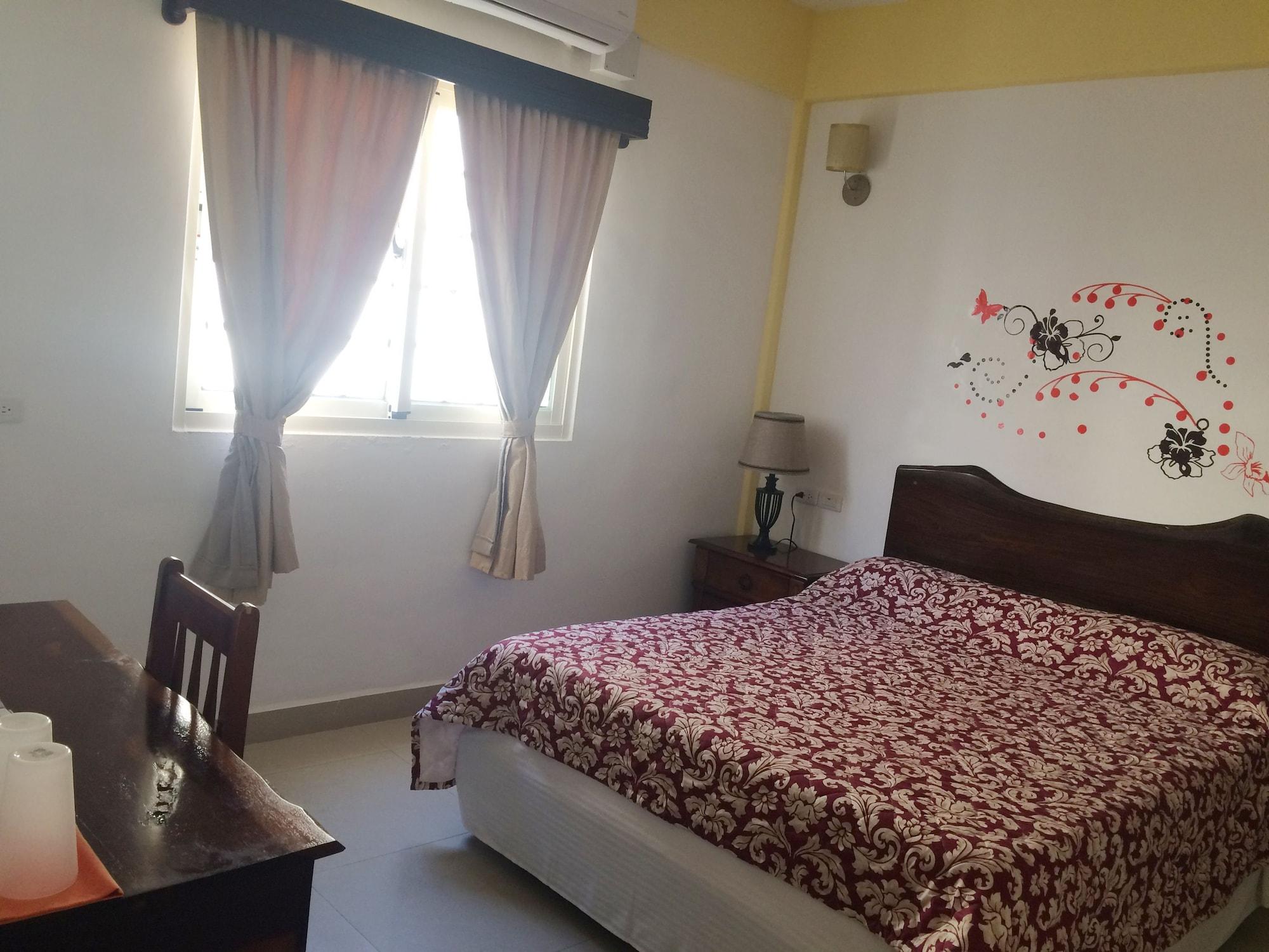 Easy Inn Hotel Belize City Exterior photo