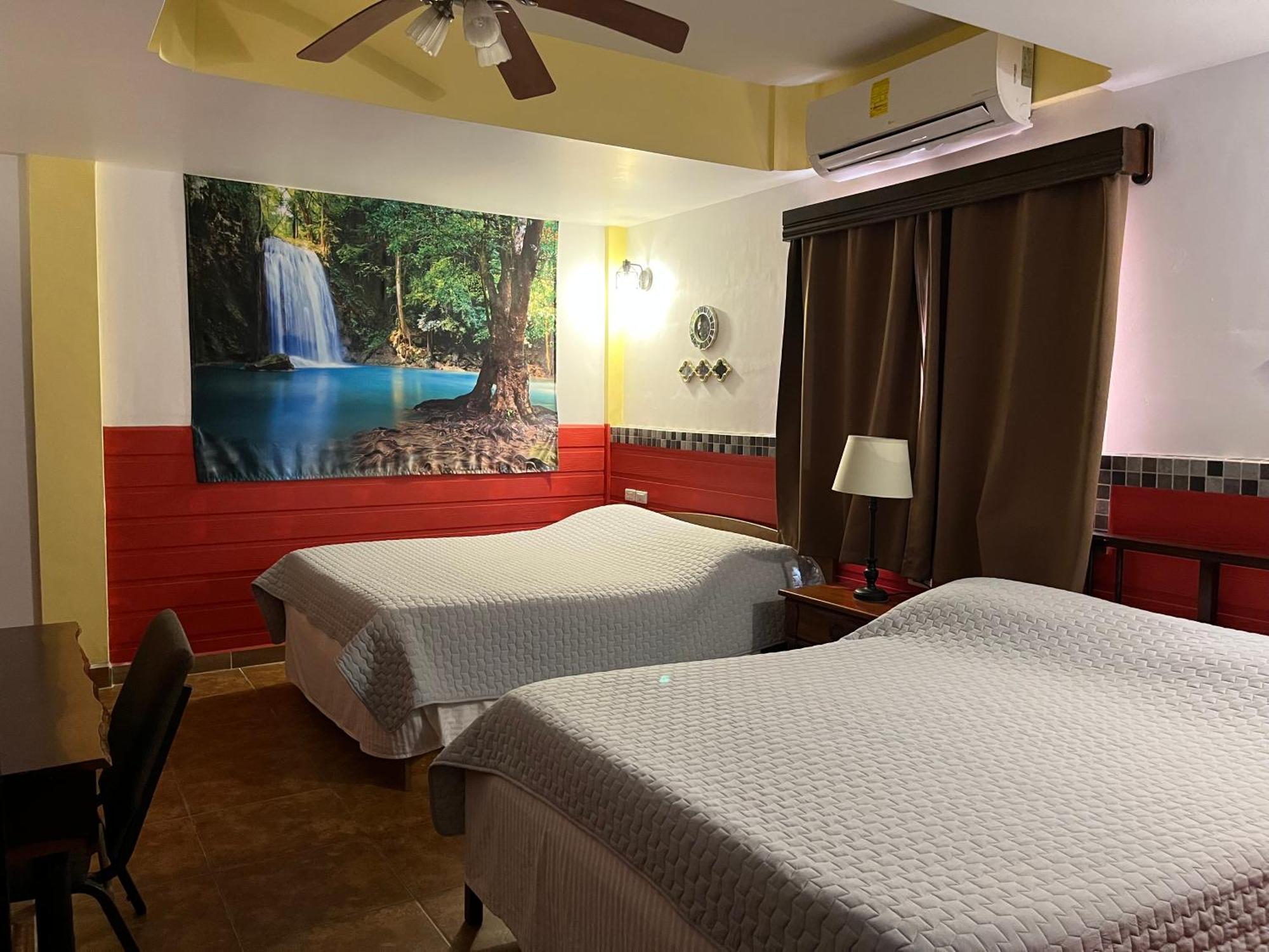 Easy Inn Hotel Belize City Exterior photo