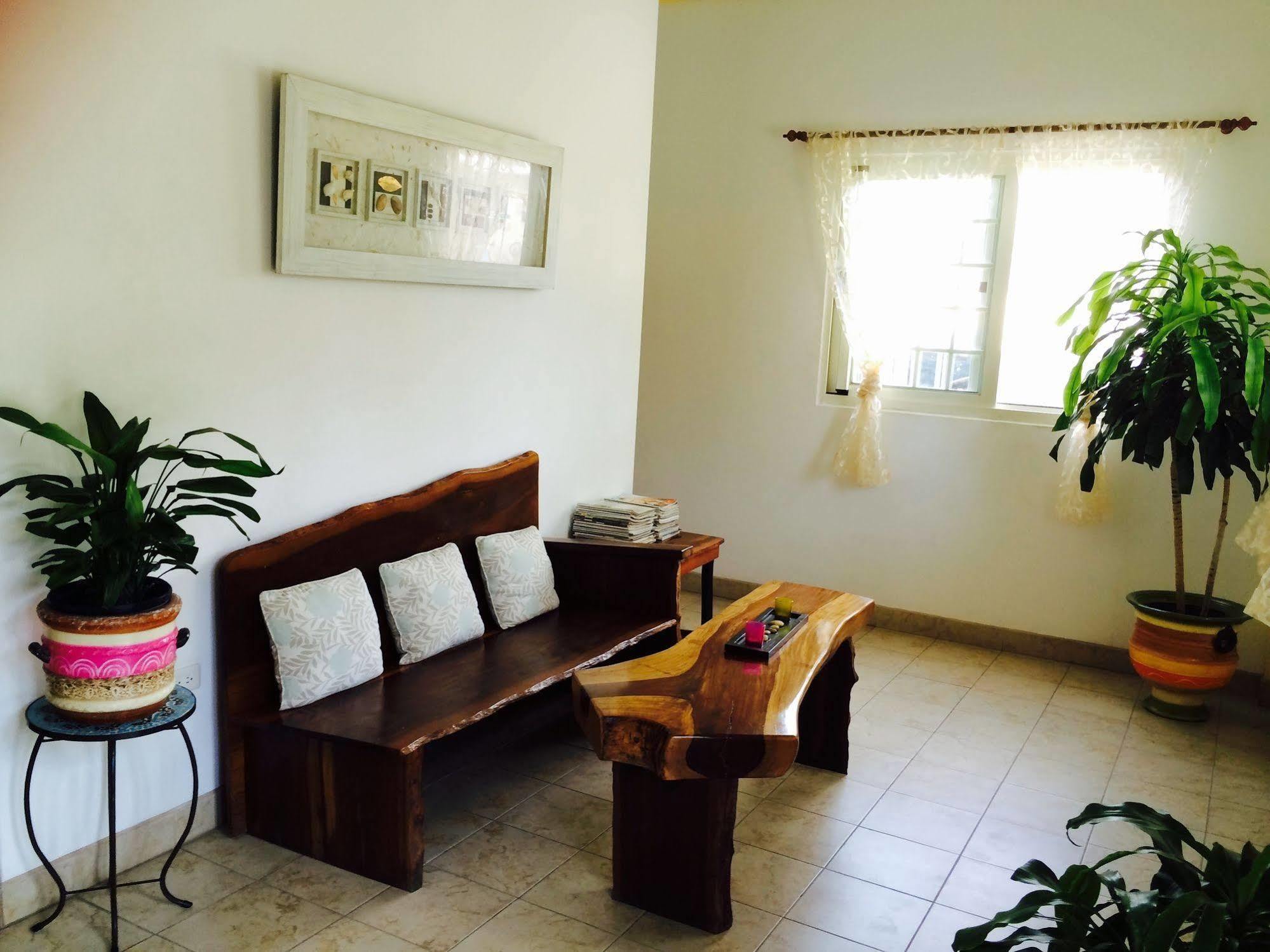 Easy Inn Hotel Belize City Exterior photo